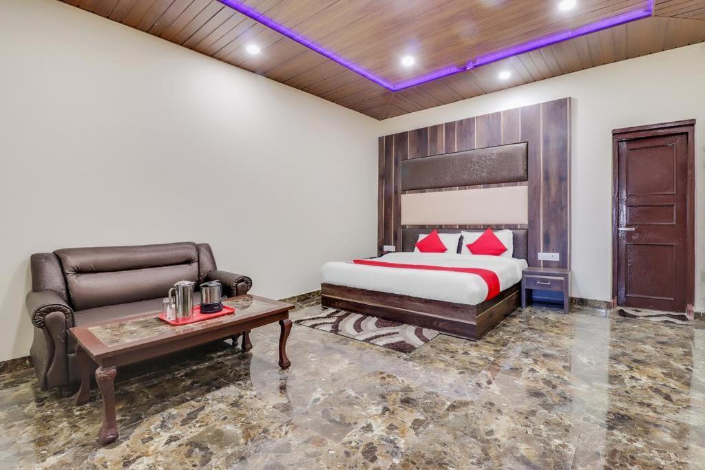 Hotel Himdhara, Dalhousie Exterior photo